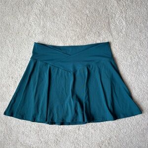 Fabletics Crossover Flounce Skirt Classic Mini Teal Women's Athletic Skort